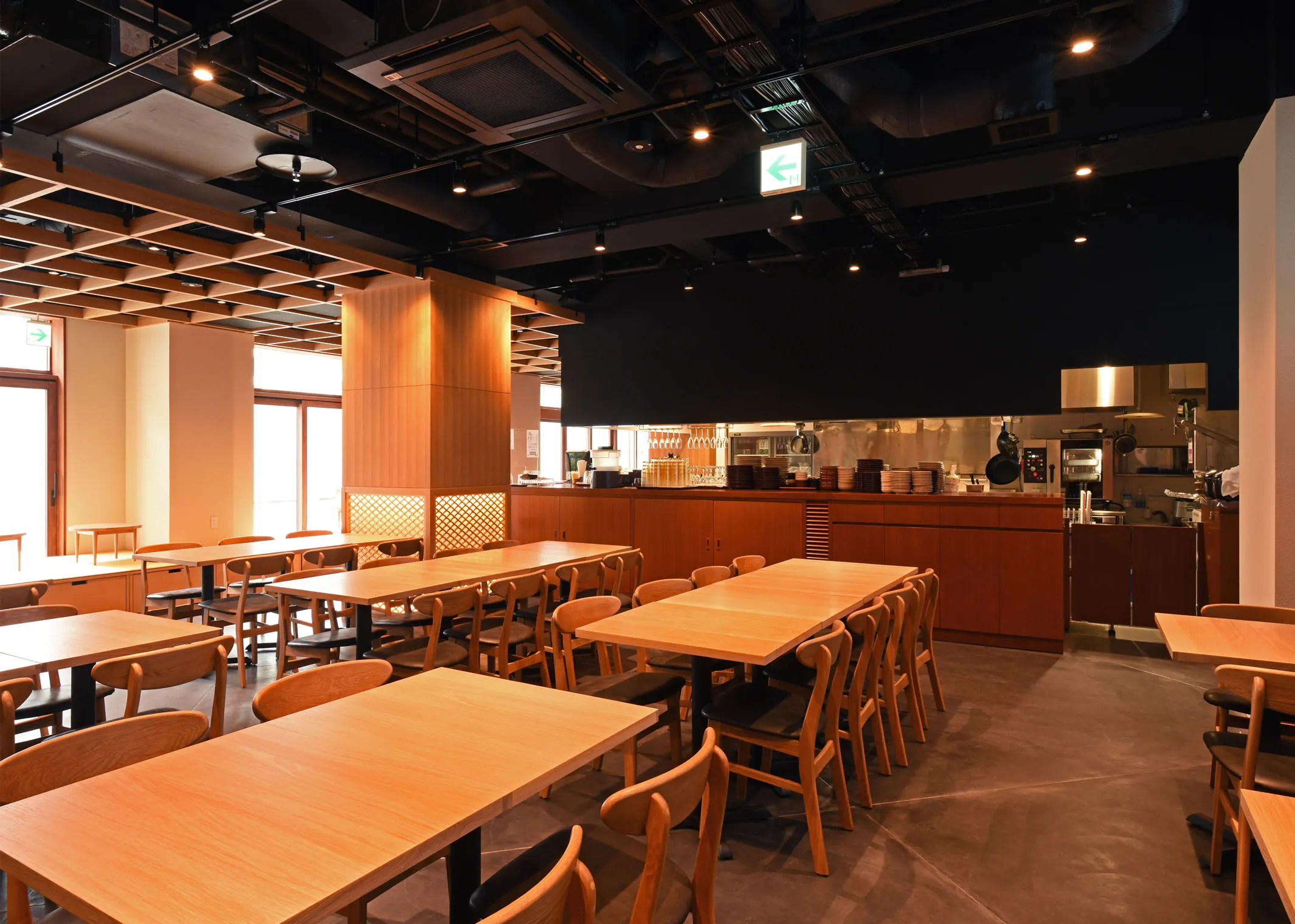 レストラン 縁道食堂