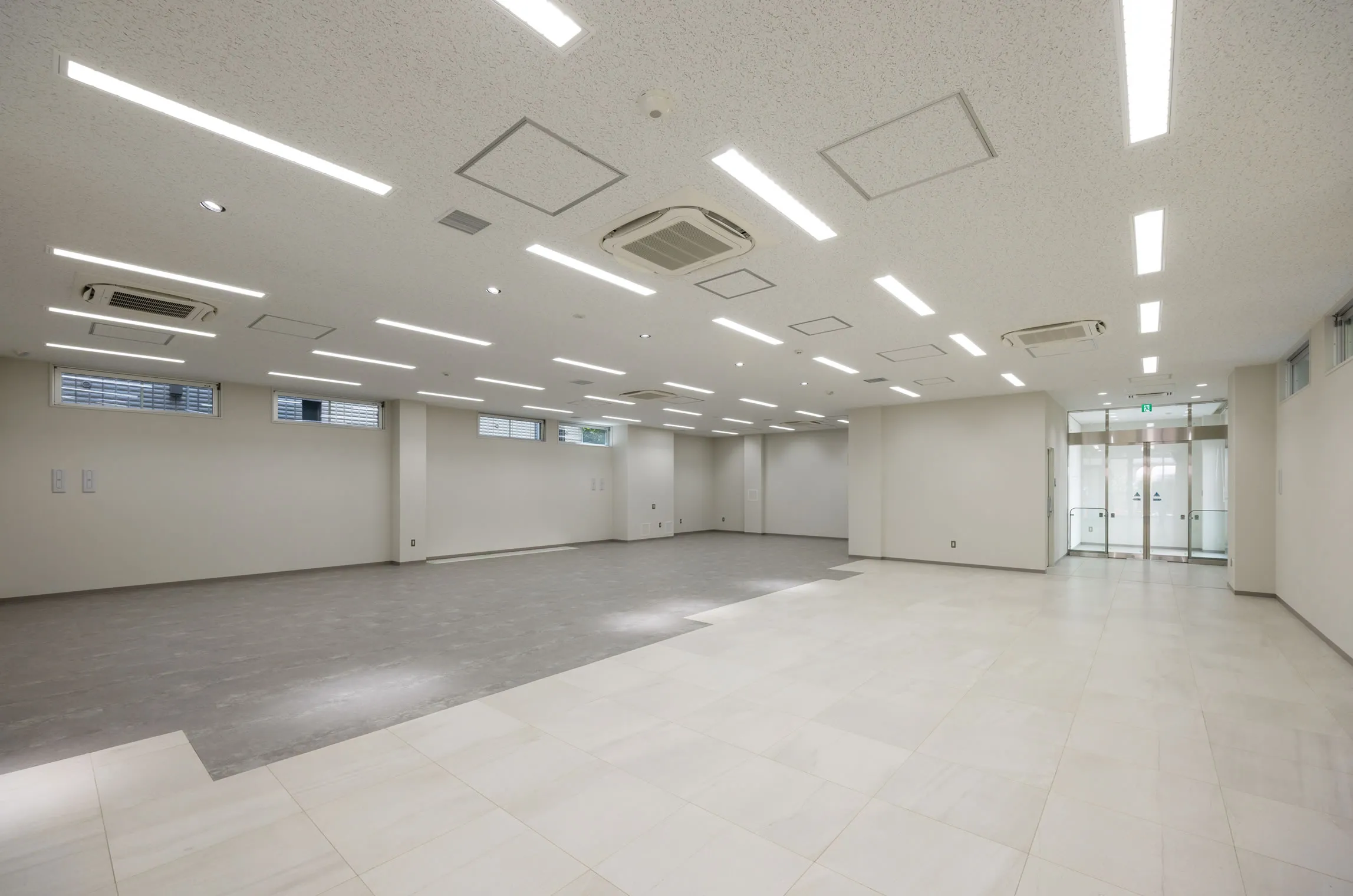 屋内